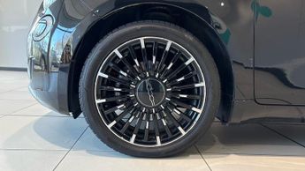 Fiat 500E 42kWh La Prima Hatchback 3dr Electric Auto (118 ps)