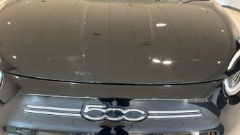 Fiat 500E 42kWh La Prima Hatchback 3dr Electric Auto (118 ps)