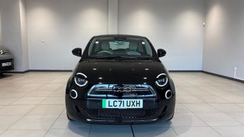 Fiat 500E 42kWh La Prima Hatchback 3dr Electric Auto (118 ps)