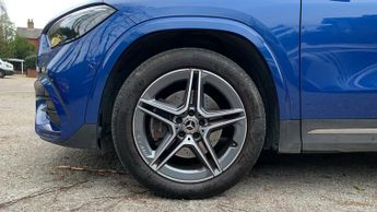 Mercedes-benz Gla 2.0 GLA200d AMG Line (Executive) SUV 5dr Diesel 8G-DCT Euro 6 (s