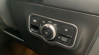 Mercedes-benz Gla 2.0 GLA200d AMG Line (Executive) SUV 5dr Diesel 8G-DCT Euro 6 (s