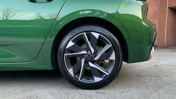 Peugeot 308 1.2 PureTech Allure Premium Hatchback 5dr Petrol EAT Euro 6 (s/s