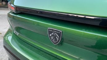 Peugeot 308 1.2 PureTech Allure Premium Hatchback 5dr Petrol EAT Euro 6 (s/s