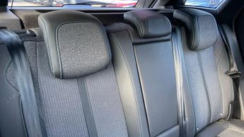 Peugeot 3008 SUV 1.2 HYBRID Allure Premium + SUV 5dr Petrol Hybrid e-DSC6 Euro 6 