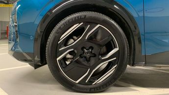 Peugeot 3008 73kWh GT SUV 5dr Electric Auto (210 ps)