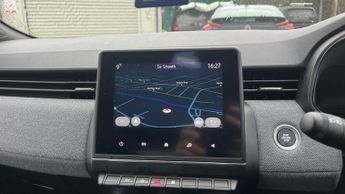 Renault Clio 1.6 E-TECH techno Hatchback 5dr Petrol Hybrid Auto Euro 6 (s/s) 