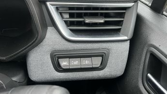 Renault Clio 1.6 E-TECH techno Hatchback 5dr Petrol Hybrid Auto Euro 6 (s/s) 