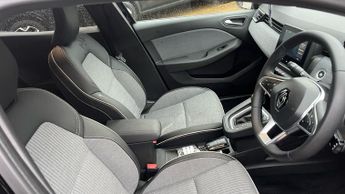 Renault Clio 1.6 E-TECH techno Hatchback 5dr Petrol Hybrid Auto Euro 6 (s/s) 