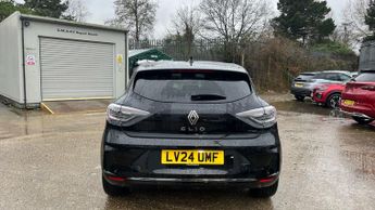 Renault Clio 1.6 E-TECH techno Hatchback 5dr Petrol Hybrid Auto Euro 6 (s/s) 