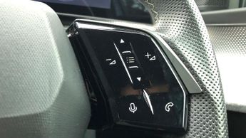 Peugeot 3008 73kWh GT SUV 5dr Electric Auto (210 ps)