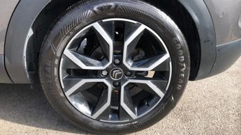 Citroen C4 50kWh Shine Plus Hatchback 5dr Electric Auto (136 ps)