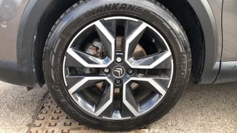 Citroen C4 50kWh Shine Plus Hatchback 5dr Electric Auto (136 ps)