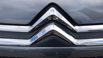 Citroen C4 50kWh Shine Plus Hatchback 5dr Electric Auto (136 ps)