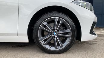 BMW 1 Series 1.5 118i Sport (LCP) Hatchback 5dr Petrol DCT Euro 6 (s/s) (136 