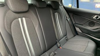 BMW 1 Series 1.5 118i Sport (LCP) Hatchback 5dr Petrol DCT Euro 6 (s/s) (136 