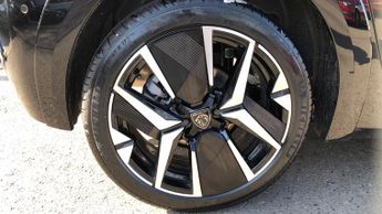 Peugeot 208 1.2 HYBRID GT Hatchback 5dr Petrol Hybrid e-DSC6 Euro 6 (s/s) (1