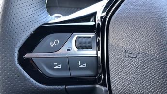 Peugeot 208 1.2 HYBRID GT Hatchback 5dr Petrol Hybrid e-DSC6 Euro 6 (s/s) (1