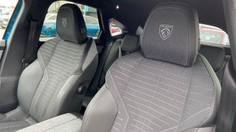 Peugeot 3008 73kWh GT SUV 5dr Electric Auto (210 ps)
