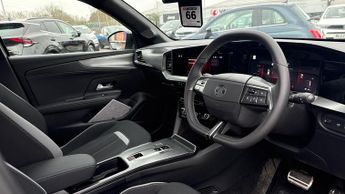 Vauxhall Mokka Electric 54kWh GS SUV 5dr Electric Auto (156 ps)