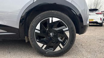 Vauxhall Mokka Electric 54kWh GS SUV 5dr Electric Auto (156 ps)