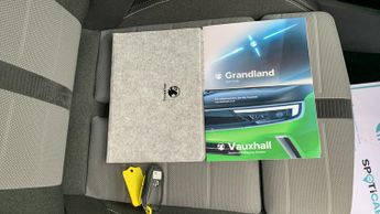 Vauxhall Grandland Electric 73kWh Ultimate SUV 5dr Electric Auto (213 ps)