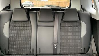 Peugeot 2008 1.2 PureTech GPF Allure SUV 5dr Petrol EAT Euro 6 (s/s) (110 ps)