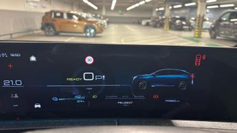 Peugeot 3008 73kWh Allure SUV 5dr Electric Auto (210 ps)