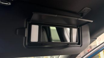 Peugeot 3008 73kWh Allure SUV 5dr Electric Auto (210 ps)