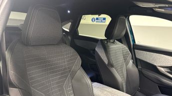 Peugeot 3008 73kWh Allure SUV 5dr Electric Auto (210 ps)
