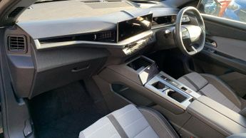 Vauxhall Grandland Electric 73kWh Ultimate SUV 5dr Electric Auto (213 ps)