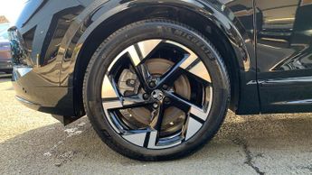 Vauxhall Grandland Electric 73kWh Ultimate SUV 5dr Electric Auto (213 ps)