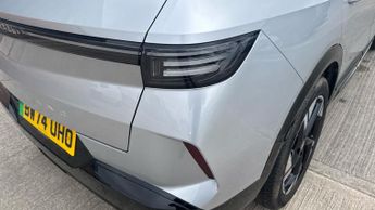 Vauxhall Grandland Electric 73kWh Ultimate SUV 5dr Electric Auto (213 ps)