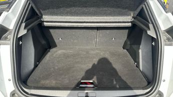 Peugeot 2008 50kWh Allure SUV 5dr Electric Auto (7kW Charger) (136 ps)