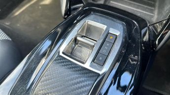 Peugeot 2008 50kWh Allure SUV 5dr Electric Auto (7kW Charger) (136 ps)