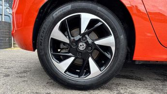 Vauxhall Corsa Electric 50kWh SE Premium Hatchback 5dr Electric Auto (136 ps)