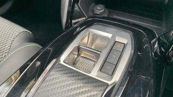 Peugeot 2008 1.2 HYBRID GT SUV 5dr Petrol Hybrid e-DSC6 Euro 6 (s/s) (145 ps)