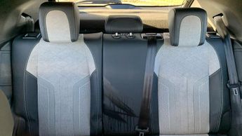 Peugeot 2008 50kWh GT Premium SUV 5dr Electric Auto (136 ps)