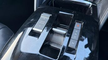 Citroen C4 1.2 PureTech MAX Hatchback 5dr Petrol EAT8 Euro 6 (s/s) (130 ps)