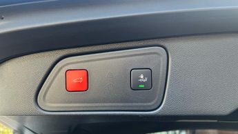 Peugeot 3008 SUV 1.2 PureTech GT Premium SUV 5dr Petrol EAT Euro 6 (s/s) (130 ps)