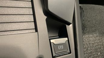 Peugeot 408 1.2 HYBRID GT Fastback 5dr Petrol Hybrid e-DSC6 Euro 6 (s/s) (13