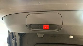 Peugeot 408 1.2 HYBRID GT Fastback 5dr Petrol Hybrid e-DSC6 Euro 6 (s/s) (13