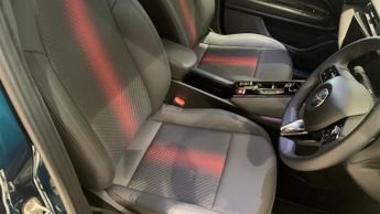 Alfa Romeo Junior 1.2 MHEV Ibrida SUV 5dr Petrol Hybrid e-DCT Euro 6 (s/s) (136 ps