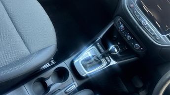 Vauxhall Crossland 1.2 Turbo Elite Nav SUV 5dr Petrol Auto Euro 6 (s/s) (130 ps)