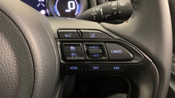 Toyota Yaris Cross 1.5 VVT-h Icon SUV 5dr Petrol Hybrid E-CVT Euro 6 (s/s) (116 ps)