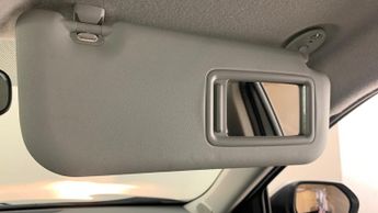 Toyota Yaris Cross 1.5 VVT-h Icon SUV 5dr Petrol Hybrid E-CVT Euro 6 (s/s) (116 ps)