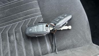 Peugeot 3008 73kWh GT SUV 5dr Electric Auto (210 ps)