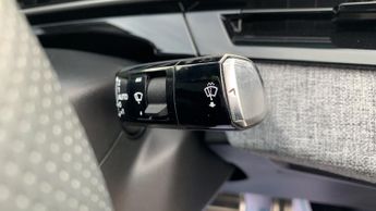 Peugeot 3008 SUV 1.2 HYBRID GT SUV 5dr Petrol Hybrid e-DSC6 Euro 6 (s/s) (136 ps)