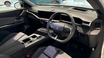 Vauxhall Grandland Electric 73kWh Ultimate SUV 5dr Electric Auto (213 ps)