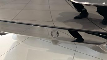 Vauxhall Grandland Electric 73kWh Ultimate SUV 5dr Electric Auto (213 ps)