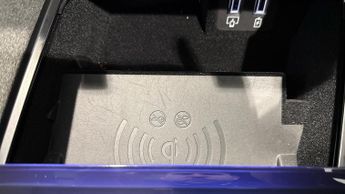 Vauxhall Grandland Electric 73kWh Ultimate SUV 5dr Electric Auto (213 ps)